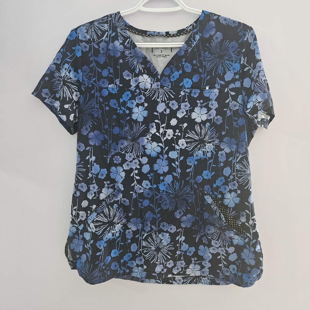 Scrub top. Koi brand. Size small.